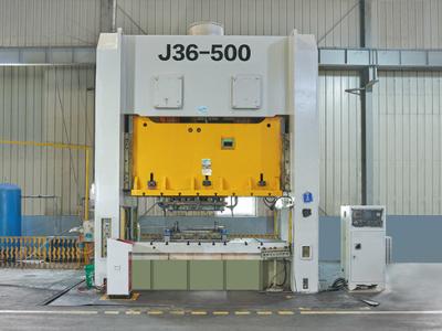 Важность торцевых заглушек для предотвращения проблем с обслуживанием гаражных ворот